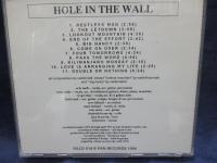 CD/HOLE IN THE WALL/
