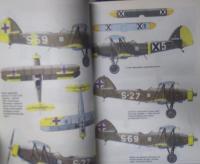 洋書  Ilustrovana HISTORIE LETECTVI /MiG19 Letov S-328他航空機のイラスト歴史