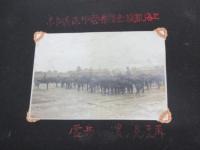 上海記念軍　記念写真帖　印刷物切貼り68枚＋写真3枚
