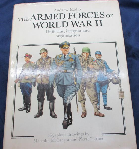 洋書/第二次世界大戦時の軍隊のユニフォーム・階級章・組織に就いて