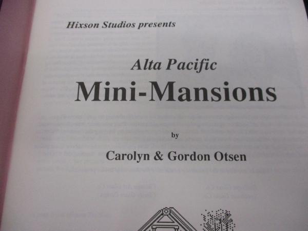 洋書/Alta Pacific Alta mini mansions/ステンドグラスによる