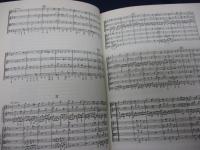 洋書/英文/音楽教則本/ロジャー・フィスク/SCORE READING/1－4巻　4冊セット/Orchestration+Musical Form+Concertos+Oratorios/
OXFORD Uni/大きさ縦約24cm×横約18cm
