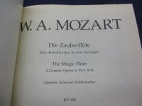輸入楽譜/歌曲/モーツァルト/魔笛　KV620/MOZART/Die Zauberflote/Barenreiter/ペイパーバック版/
大きさ縦約27cm×横約19cm/221P