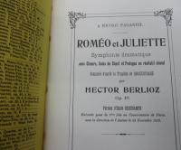 輸入 小型楽譜 歌曲 /オーケストラ譜/ベルリオーズ/ロミオとジュリエット/BERLIOZ /Romeo et Juliette/EULENBURG/387P/約縦19cm×横14cm 

