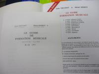 仏文/音楽書/フォルマシオン ミュジカル 音楽教育　全9巻揃/Le guide de formation musicale/各巻日本語対訳冊子付。
Edition COMBRE Alain TRUCHOT/Michel MERIOT