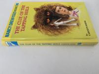 THE CLUE OF THE TAPPING HEELS　NANCY DREW MYSTERY STORIES 16