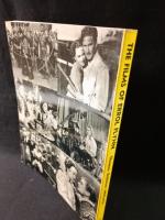 The Films of Errol Flynn　Tony Thomas, Rudy Behlmer, Clifford McCarty　The Citadel Press　ペーパーバック洋書英語