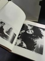 ヴァージン・プルーンズ　あるいは皆殺しの天使　ロルフ・ヴァゼラーリ 編著　下岡也起 訳　ディザイアリング・プレス　※プラケース付き