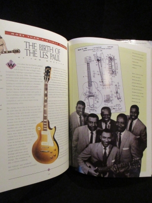 Gibson Guitars: 100 Years of an American Icon 洋書 ハードカバー 