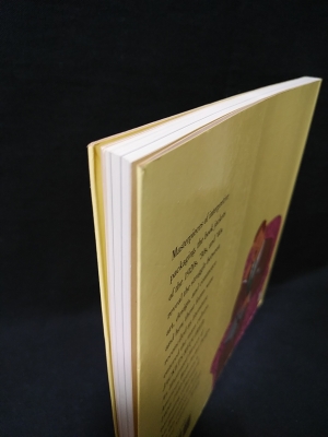 Jackets Required ペーパーバック洋書英語(Steven Heller , Seymour Jackets Required ペーパーバック洋書英語(Steven Heller , Seymour