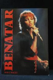 PAT BENATAR（パット・ベネター）　　ペーパーバック洋書英語