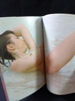 広瀬千尋　マドンナメイト写真集　堀善郎 撮影　マドンナ社 / 二見書房　初版・帯
