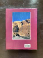 EAST OF LO MONTHANG : In the Land of Mustang