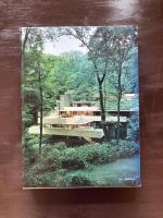 Fallingwater : A Frank Lloyd Wright Country House