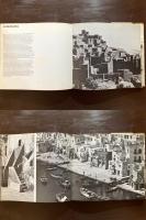 Villages in the Sun : Mediterranean Community Architecture