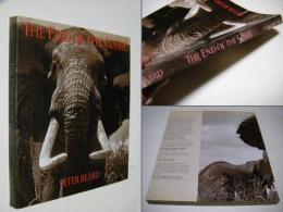 The end of the game : the last word from paradise : a pictorial documentation of the origins, history & prospects of the big game in Africa ...