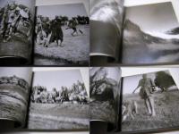 The end of the game : the last word from paradise : a pictorial documentation of the origins, history & prospects of the big game in Africa ...