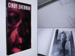 CINDY SHERMAN　 　シンディ・シャーマン