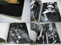 WHITE WOMEN　：　Helmut Newton