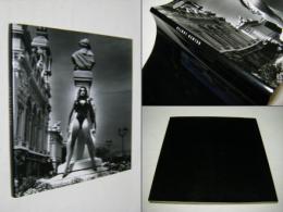 ヘルムート・ニュートン写真展 :