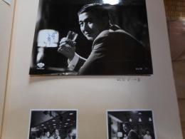 佐野周二　サイン入りプロマイド2枚+肉筆絵入年賀ハガキ3枚