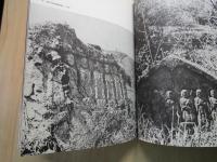 野の曼陀羅-石の佛たち-邊見泰子写真集