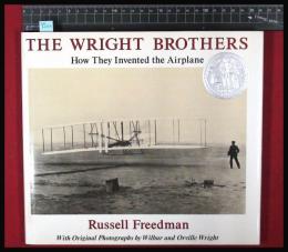 【洋書】【The Wright Brothers: How They Invented the Airplane 　Russell Freedman】Holiday House　フリードマン ラッセル　飛行機
