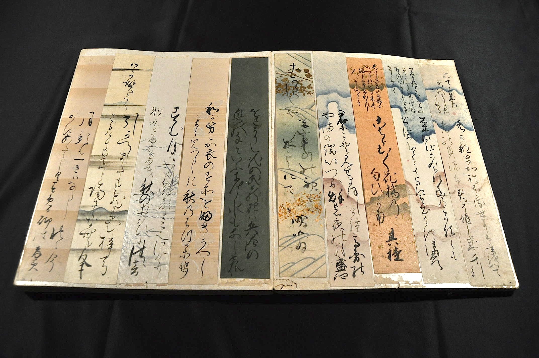 江戸時代名家書画短冊貼り込み帖 / 古本、中古本、古書籍の通販