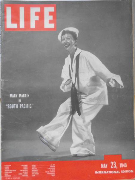 坂本しのぶちゃんのこと 花帽子 写真/W・ユージン・スミス+