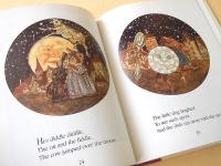 英文洋書 『Mother Goose　A Collection of Classic Nursery Rhymes』