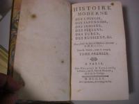 Histoire moderne : des Chinois, des Japonnois, des Indiens, des Persans, des Turcs, des Russiens, &c. : pour servier de suite à l'Histoire ancienne de M. Rollin