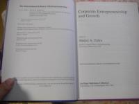 Corporate entrepreneurship and growth、Women and entrepreneurship 2冊