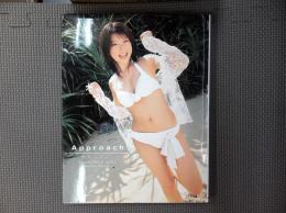 小島由利絵写真集「Approach」