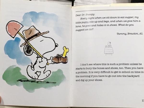 Dr Snoopy S Advice To Pet Owners 英語版 Dr Snoopy 著 Charles M Schulz イラスト 古書 アベイユ ブックス 古本 中古本 古書籍の通販は 日本の古本屋 日本の古本屋