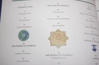 The secret language of symbols:a visual key to symbols and their meanings　シンボルの世界