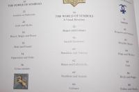 The secret language of symbols:a visual key to symbols and their meanings　シンボルの世界
