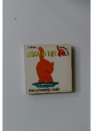 DikkieDik 11　Het schoteltje melk 