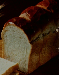 手作りのパンとサンドイッチ