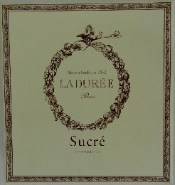 Maison　fondee　en　1862　LADUREE