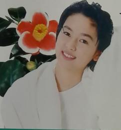 ツバキ油で　美しい素肌が甦る