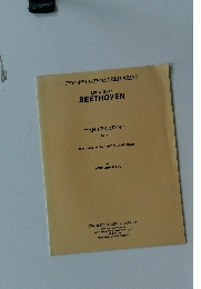 THE　WELL-TEMPERED　PRESS　LUDWIG　VAN　BEETHOVEN　