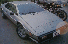 CAR GRAPHIC1