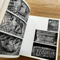 Tomb sculpture: Its changing aspects from ancient Egypt to Beruini　　英文