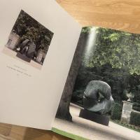 Moore in the Bagatelle Gardens, Paris　英文