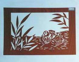 D26020028〇伊勢型紙 手彫り オシドリ 冬の風物詩 アート 伝統和紙工芸 貼り絵 切り絵 昭和レトロ インテリア〇和本古書古文書