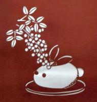 D26020184〇伊勢型紙 手彫り ウサギ 花活 瀬戸物 アート 伝統和紙工芸 貼り絵 切り絵 昭和レトロ インテリア〇和本古書古文書