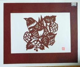 D26020265〇伊勢型紙 手彫り 小鳥と花 紫陽花 アート 伝統和紙工芸 貼り絵 切り絵 昭和レトロ インテリア〇和本古書古文書