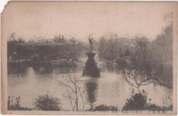 N23080638〇戦前絵葉書 ○東京名所　日比谷公園鶴の噴水　○和本古書古文書

