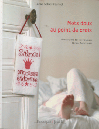 Mots doux au point de croix
