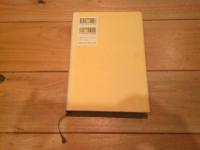 日本語に生まれて : 世界の本屋さんで考えたこと